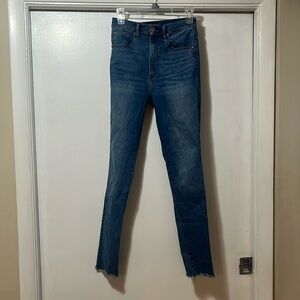 Abercrombie & fitch ultra high rise super skinny size 28/6L